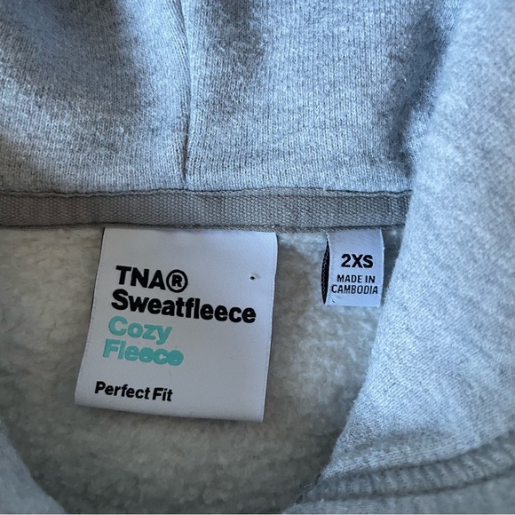 Aritzia / TNA Grey Zip Hoodie - Picture 3 of 11